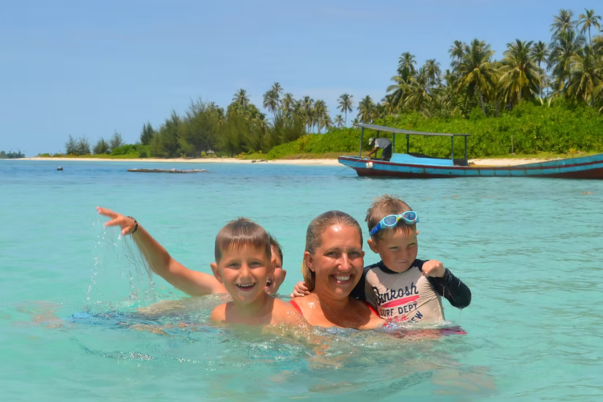 Dr Rebecca Ryell And Kids On Family Holiday