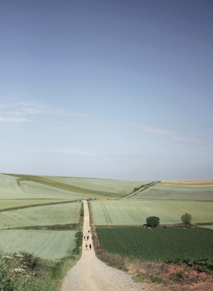 Adam Weymouth 3 Pilgrims On The Camino De Santiago Damien Dufour Photographie Lchwu30wwcg Unsplash