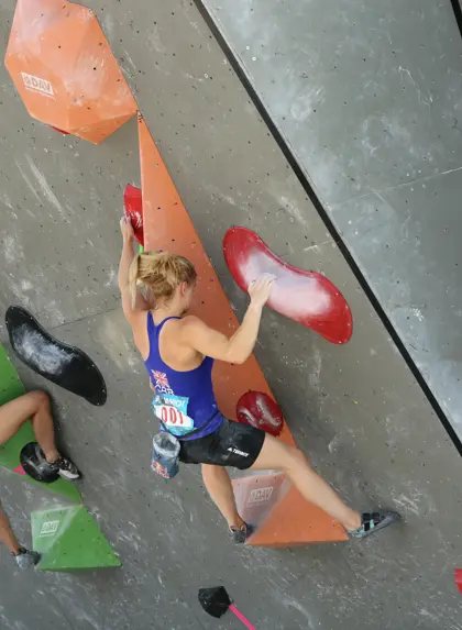 Vicky 03 Miho Nonaka JPN Shauna Coxsey GBR 8583